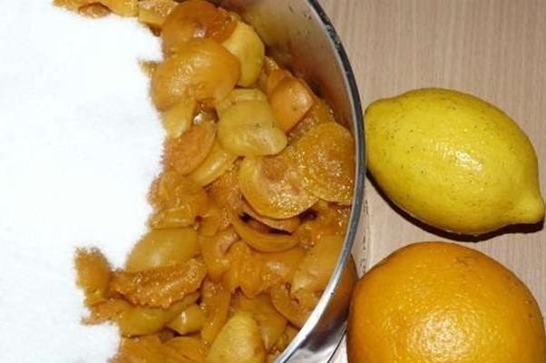Варенье из абрикосов с апельсином и лимоном