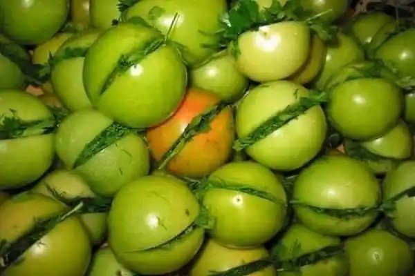 Зеленые помидоры по грузински