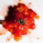 Чем отстирать помидор: как вывести пятна с белой и цветной ткани