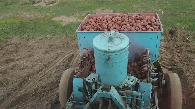 Агрегат для посадки картофеля сажалка