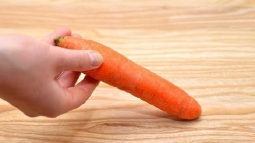 Начистить морковку