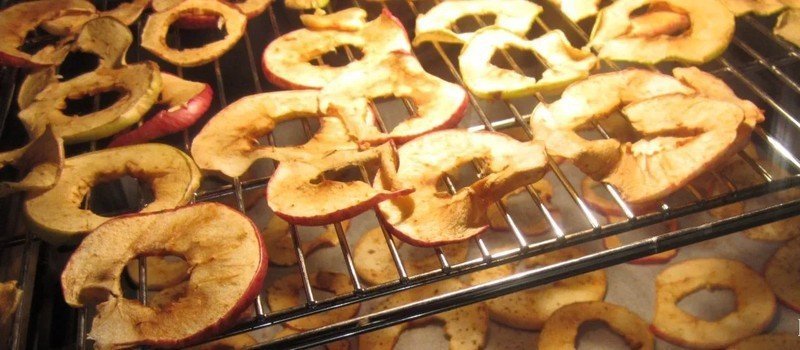Яблоки сушеные в духовке