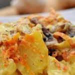Универсальное блюдо: тушеная картошка с грибами